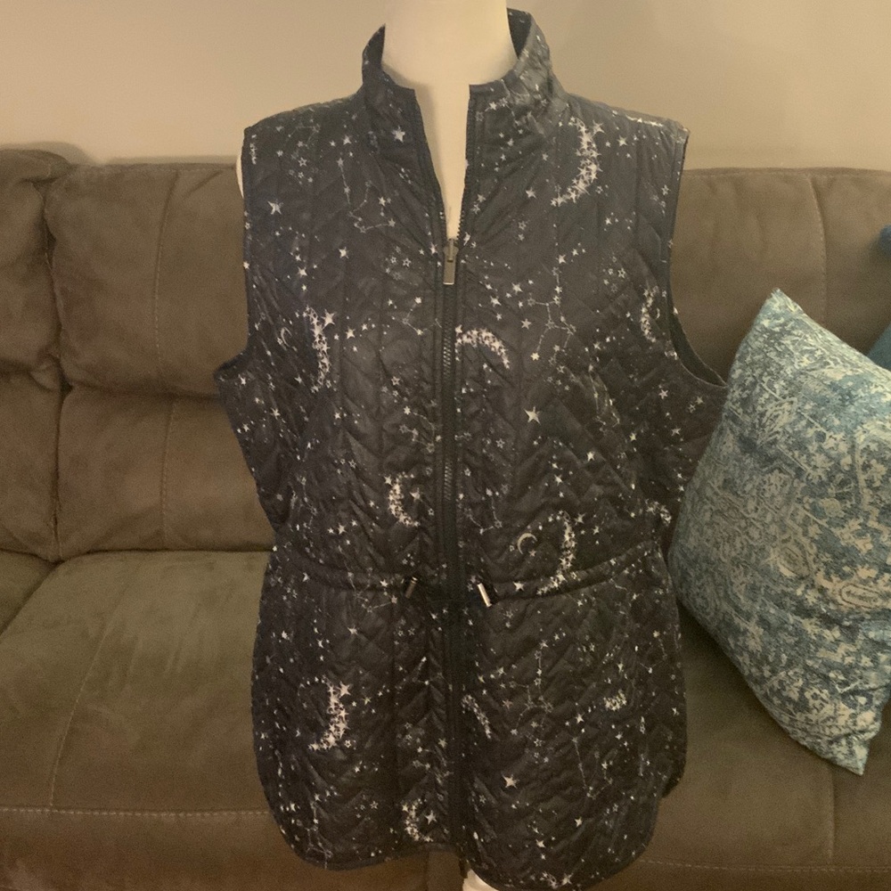 Chico’s Women's Navy Reversible Quilted Vest